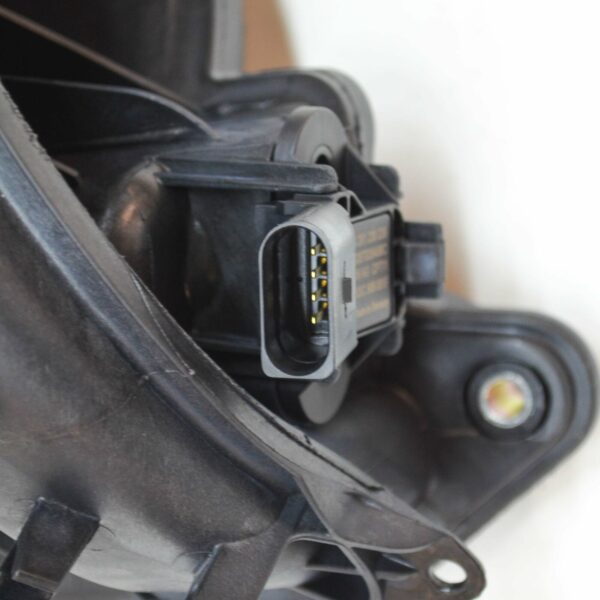 NEW VOLKSWAGEN UP INTAKE MANIFOLD 04C133201Q ORIGINAL - Image 7