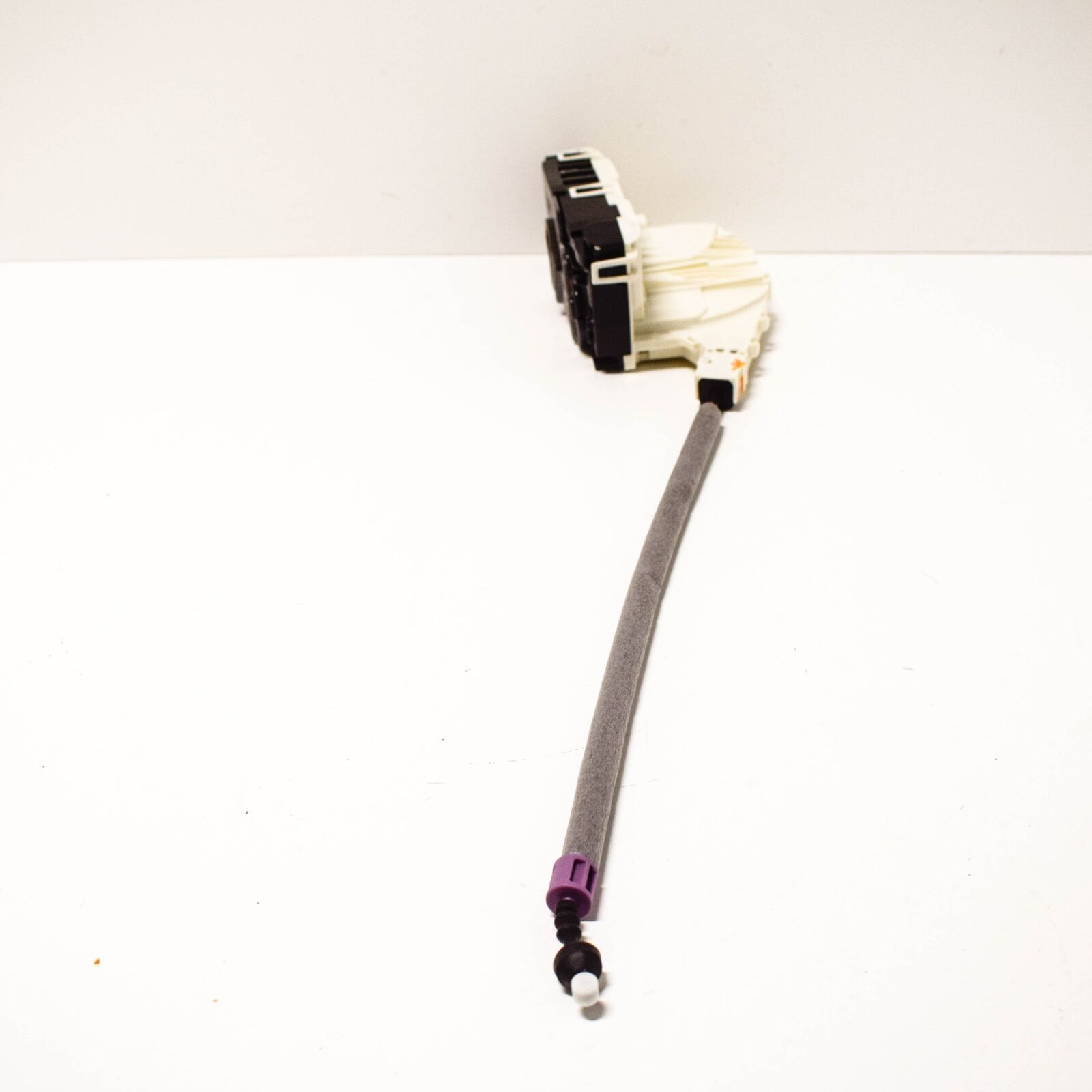 NEW MERCEDES-BENZ C-CLASS W204 FRONT RIGHT DOOR LOCK A2047203835 ORIGINAL 7 NEW MERCEDES-BENZ C-CLASS W204 FRONT RIGHT DOOR LOCK A2047203835 ORIGINAL - Image 7