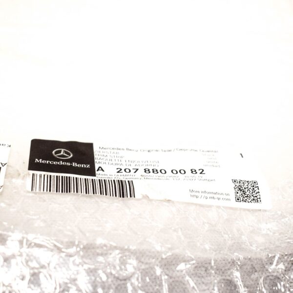 NEW MB E-CLASS C207 FRONT UPPER RADIATOR GRILL TRIM CHROME A2078800082 ORIGINAL - Image 7