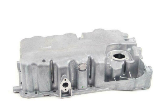 NEW VOLKSWAGEN SCIROCCO MK3 ENGINE OIL SUMP 06F103601J ORIGINAL - Image 7
