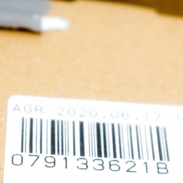 NEW AUDI R8 42 ENGINE LEFT SIDE EMBLEM 079133621B - Image 9