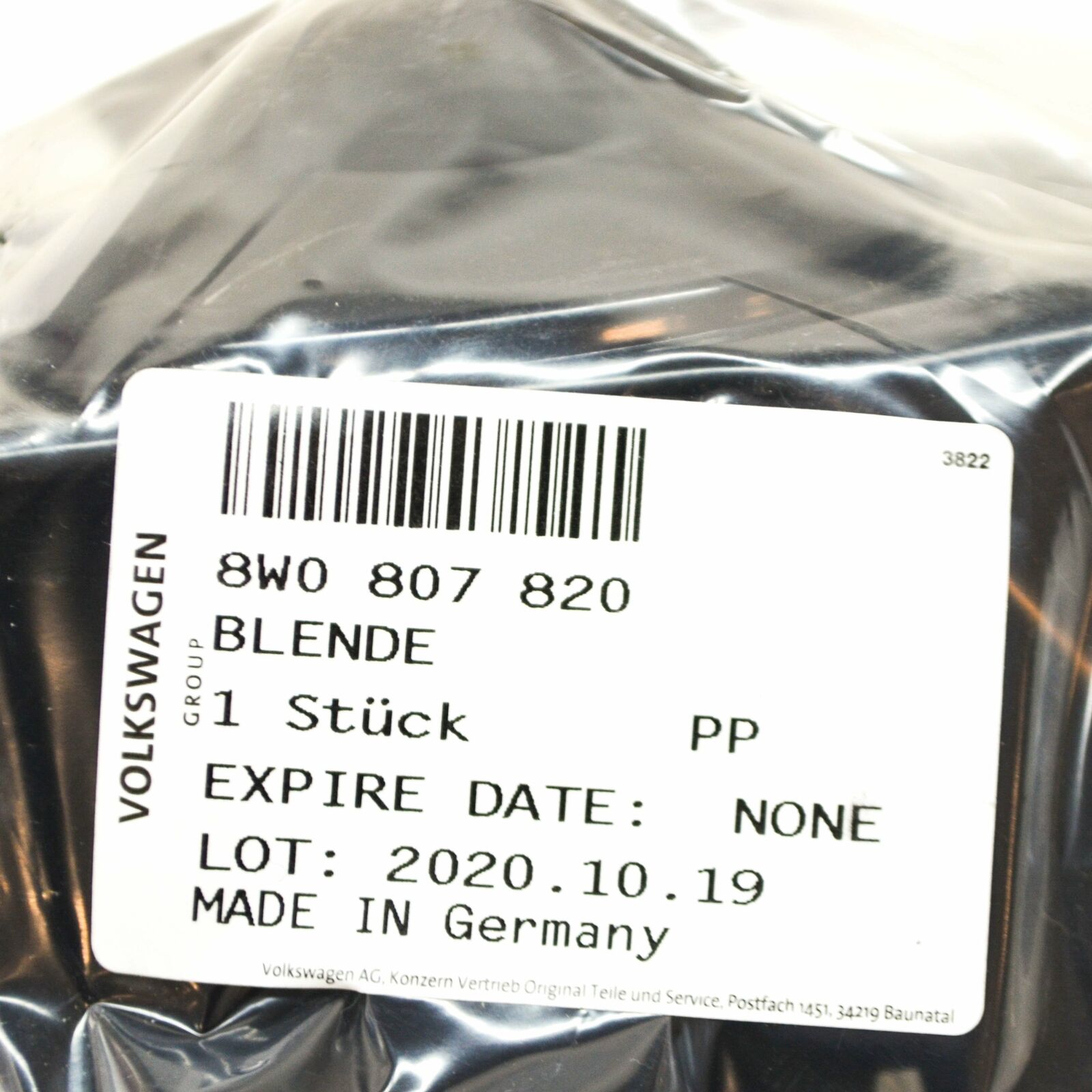 NEW AUDI A4 B9 FRONT BUMPER OUTER GRILLE HOLE COVER RIGHT TRIM 8W0807820 9 NEW AUDI A4 B9 FRONT BUMPER OUTER GRILLE HOLE COVER RIGHT TRIM 8W0807820 - Image 9