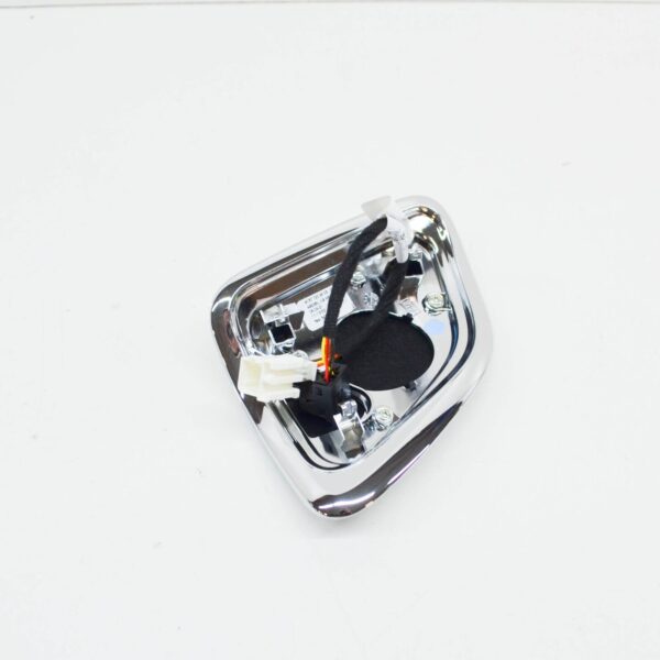 NEW MB GLE W167 FRONT RIGHT DOOR MIRROR TRIANGLE COVER A16772024057F24 - Image 7