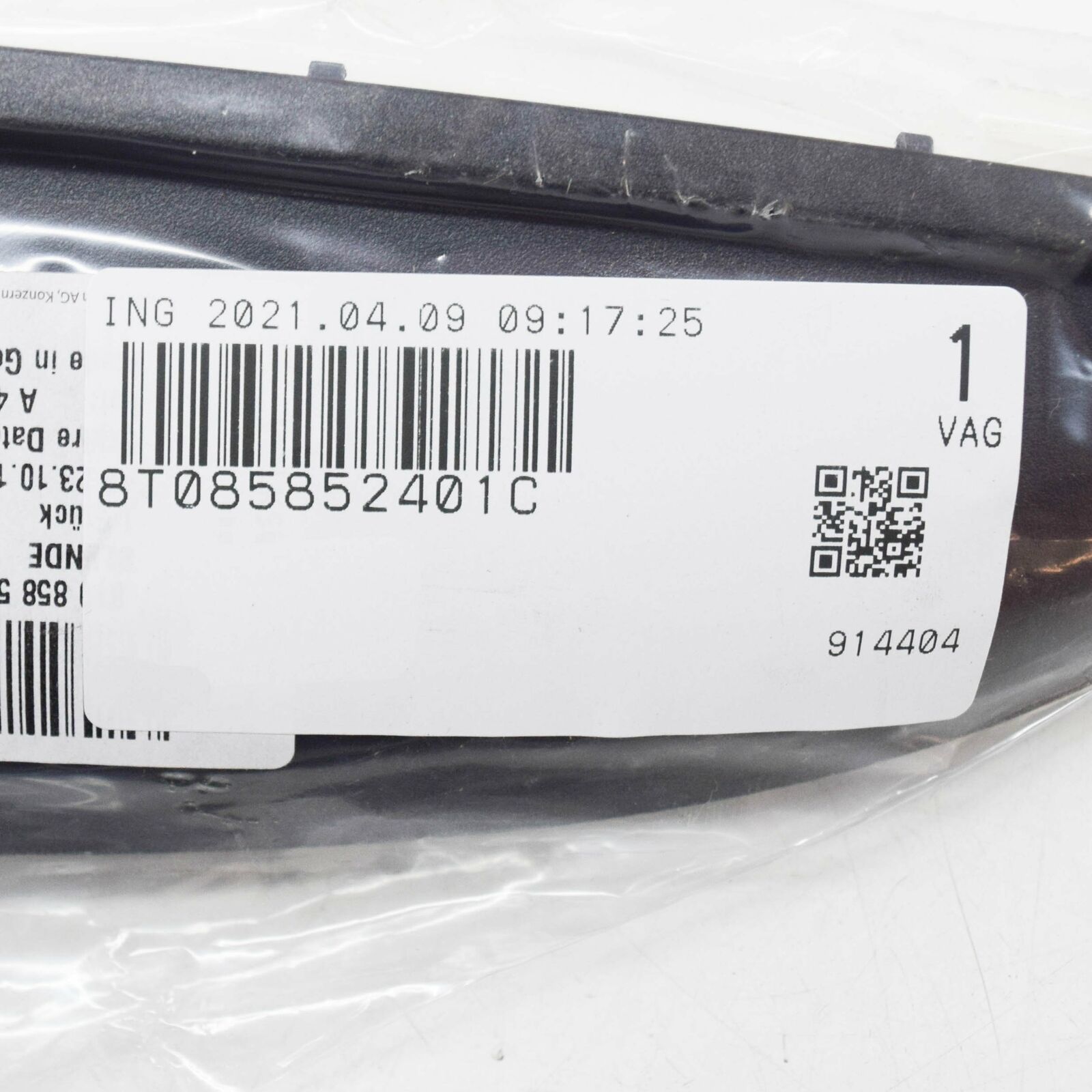 NEW AUDI A4 B8 FRONT RIGHT DOOR MIRROR LOWER TRIM COVER 8T085852401C ORIGINAL 7 NEW AUDI A4 B8 FRONT RIGHT DOOR MIRROR LOWER TRIM COVER 8T085852401C ORIGINAL - Image 7