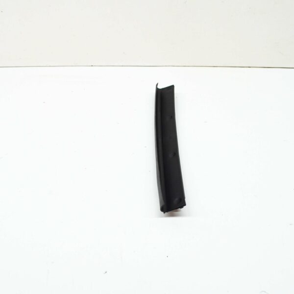 NEW AUDI Q2 GA FRONT BONNET HOOD LEFT IMPACT SEAL 81A823125 ORIGINAL - Image 7