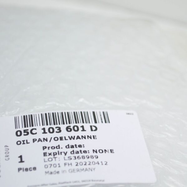 NEW VOLKSWAGEN T-ROC A11 CRANKCASE OIL SUMP 05C103601D ORIGINAL - Image 7