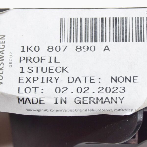 NEW VOLKSWAGEN GOLF MK5 FRONT RIGHT BUMPER GUIDE PROFILE 1K0807890A ORIGINAL - Image 7