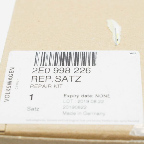 NEW VW CRAFTER 2E FRONT RIGHT HEADLIGHT REPAIR MOUNT KIT 2E0998226 - Image 9
