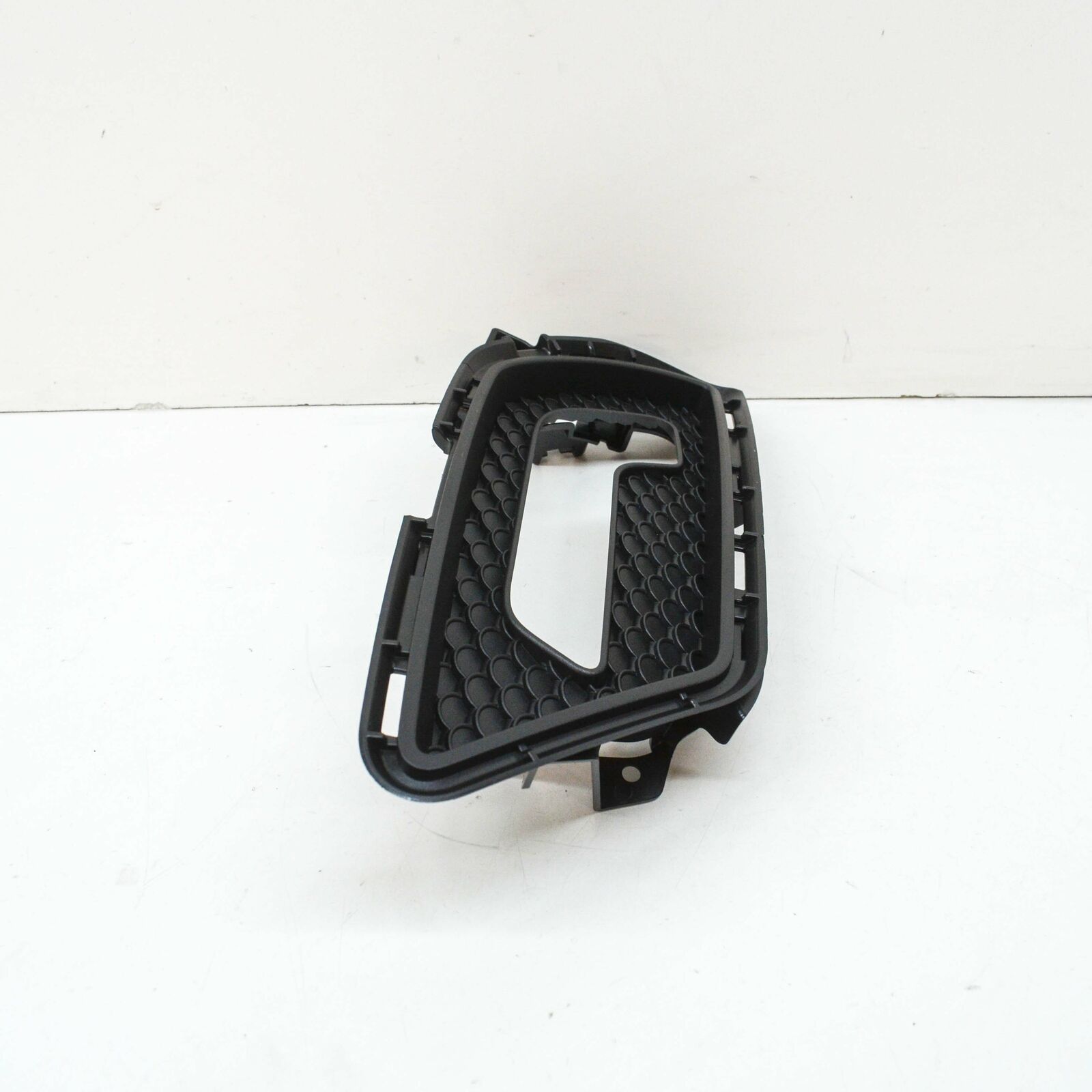 NEW MERCEDES-BENZ E C207 FRONT BUMPER LEFT GRILLE COVER A2078850353 ORIGINAL 7 NEW MERCEDES-BENZ E C207 FRONT BUMPER LEFT GRILLE COVER A2078850353 ORIGINAL - Image 7