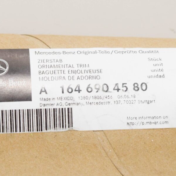 NEW MERCEDES-BENZ GL X164 REAR LEFT DOOR WINDOW MOLDING A1646904580 ORIGINAL - Image 7