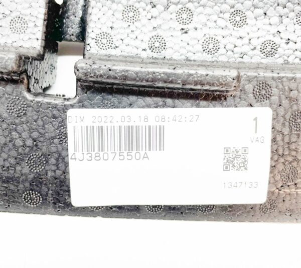 NEW AUDI E-TRON GT FRONT BUMPER FOAM STRIP 4J3807550A ORIGINAL - Image 7