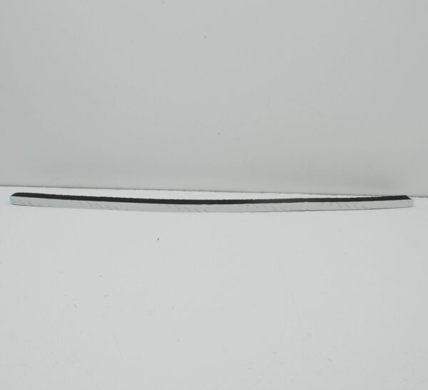 NEW BMW 7 G11 LOWER RADIATOR SEALING TRIM 17118577642 8577642 2016 ORIGINAL - Image 7