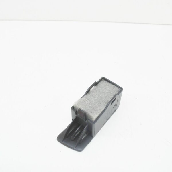 NEW AUDI A4 B8 CENTRE CONSOLE COIN HOLDER INSERT LHD 8K1858323V10 ORIGINAL - Image 7