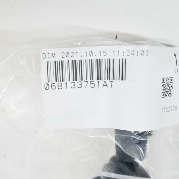 NEW AUDI A4 B7 VACUUM PIPE WITH SUCTION JET PUMP 06B133751AT - Image 9