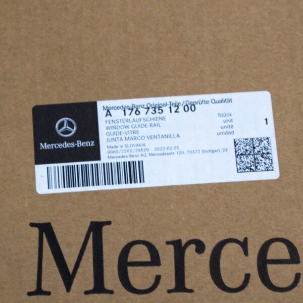 NEW MERCEDES-BENZ A W176 REAR RIGHT DOOR WINDOW GUIDE RAIL A1767351200 - Image 7