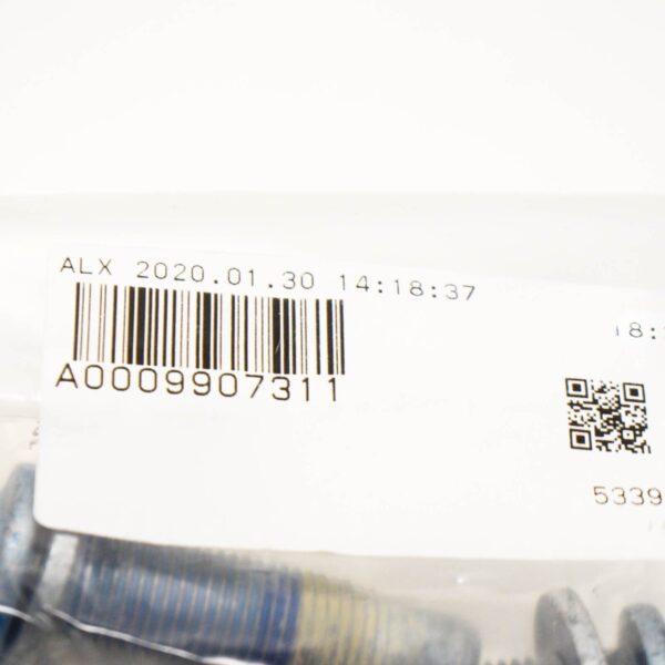 NEW MB E W212 FRONT FRAME INTEGRAL SUPPORT THREAD SCREW A0009907311 ORIGINAL - Image 7