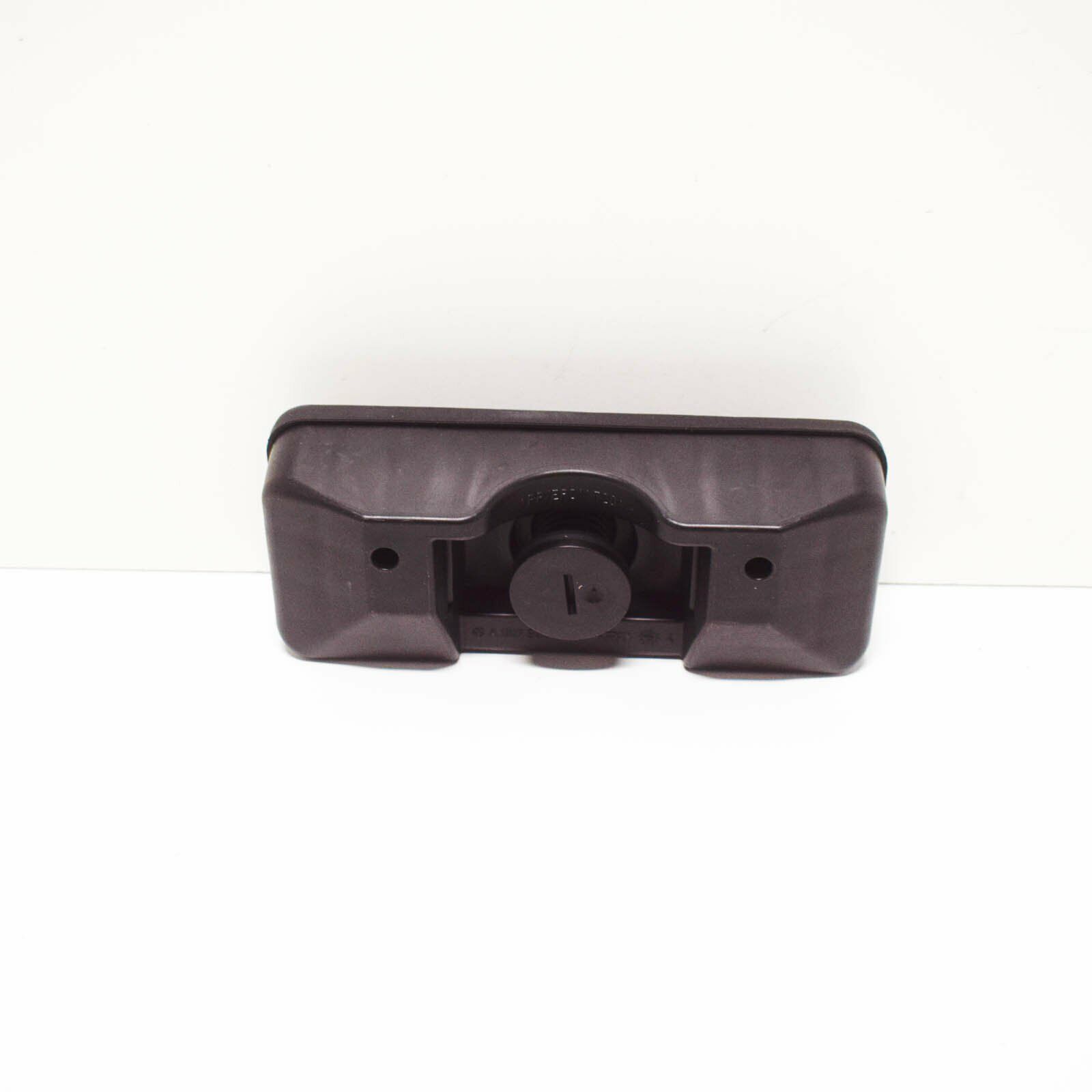 NEW MERCEDES-BENZ CLA C117 JACK PAD PLUG COVER A0029989150 ORIGINAL 7 NEW MERCEDES-BENZ CLA C117 JACK PAD PLUG COVER A0029989150 ORIGINAL - Image 7