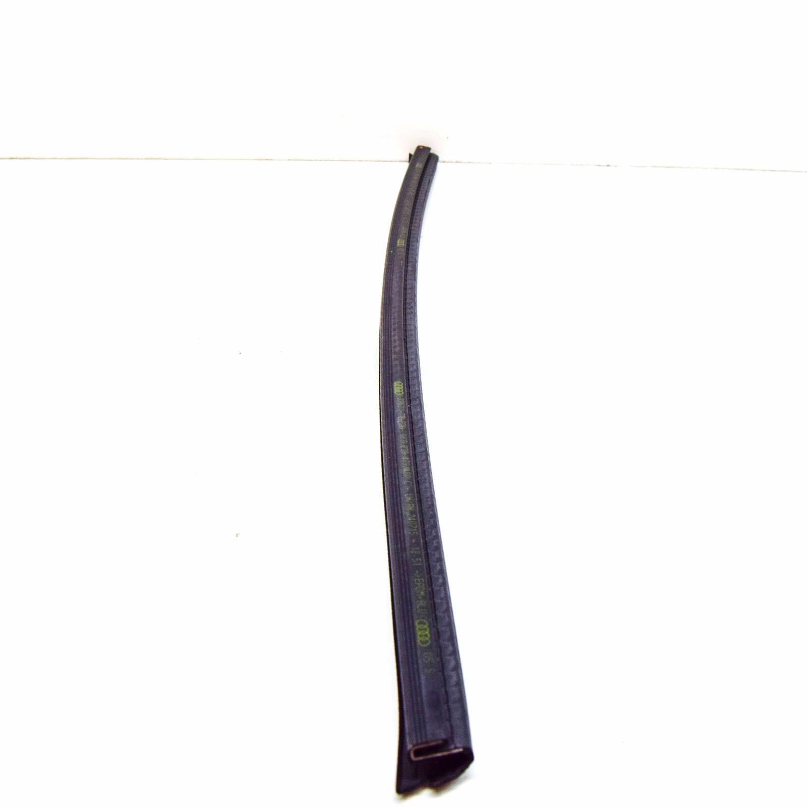 NEW AUDI A4 B8 REAR LEFT DOOR WINDOW SLOT SEAL TRIM 8K0839479C 9 NEW AUDI A4 B8 REAR LEFT DOOR WINDOW SLOT SEAL TRIM 8K0839479C - Image 9