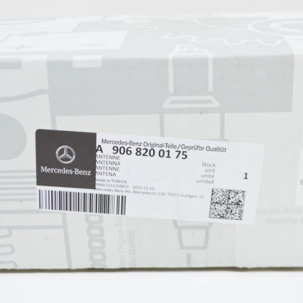 NEW MERCEDES BENZ SPRINTER W906 GPS ANTENNA A9068200175 ORIGINAL - Image 7