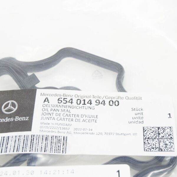 NEW MERCEDES-BENZ A W177 ENGINE OIL PAN SEAL A6540149400 ORIGINAL - Image 7