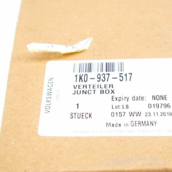 NEW AUDI A3 8P POTENTIAL DISTRIBUTOR JUNCTION BOX/ JUMP POINT 1K0937517 - Image 9