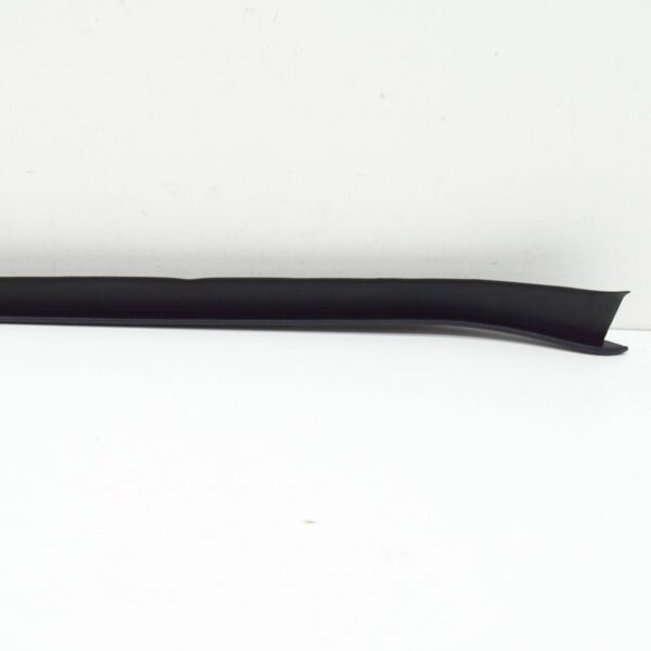 NEW SKODA SUPERB MK2 3T FRONT RH UPPER WINDSHIELD END TRIM 3T08543285AP ORIGINAL - Image 7