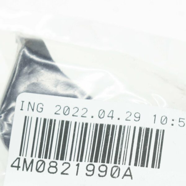 NEW AUDI Q7 4M FRONT RIGHT WHEEHOUSING LINER BRACKET 4M0821990A HE ORIGINAL - Image 7