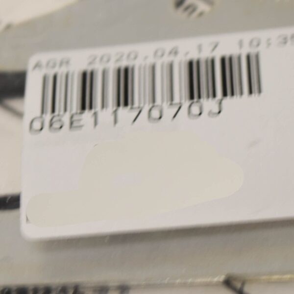 NEW VOLKSWAGEN TOUAREG 7P ENGINE OIL COOLER GASKET 06E117070J ORIGINAL - Image 7