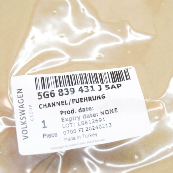 NEW VOLKSWAGEN GOLF MK7 5G REAR LEFT DOOR SEALING 5G6839431J5AP ORIGINAL - Image 7