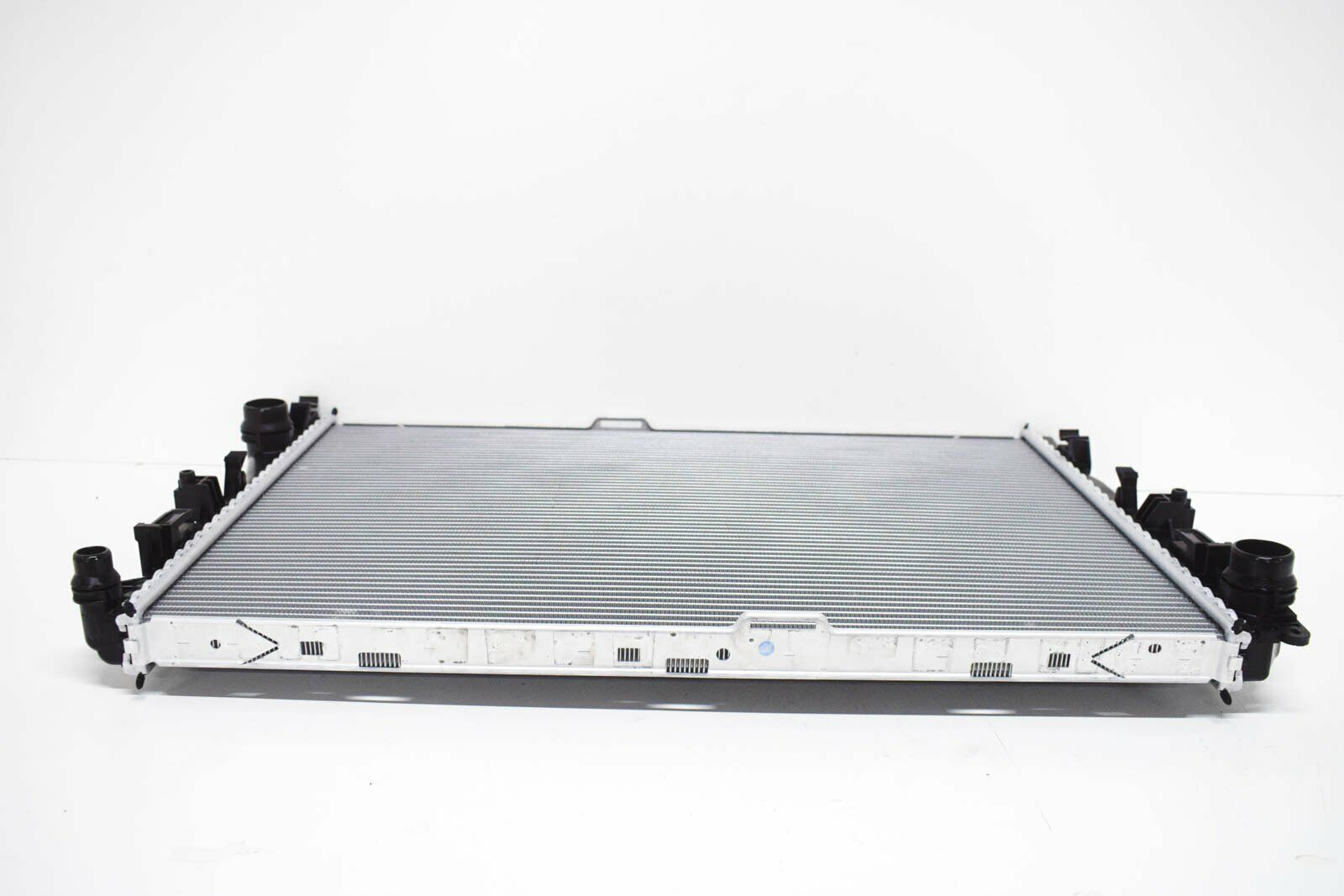 NEW MERCEDES-BENZ C-CLASS W205 ENGINE COOLANT RADIATOR A0995001703 ORIGINAL 7 NEW MERCEDES-BENZ C-CLASS W205 ENGINE COOLANT RADIATOR A0995001703 ORIGINAL - Image 7