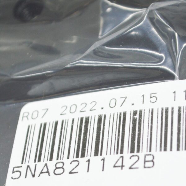 NEW VOLKSWAGEN TIGUAN AD FRONT RIGHT FENDER HOLDER BRACKET 5NA821142B ORIGINAL - Image 7