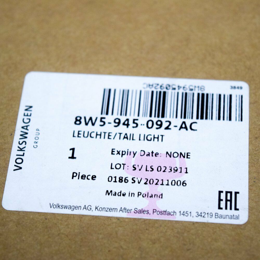 NEW AUDI A4 B9 SALOON REAR RIGHT TAILLIGHT 8W5945092AC 2020 ORIGINAL 7 NEW AUDI A4 B9 SALOON REAR RIGHT TAILLIGHT 8W5945092AC 2020 ORIGINAL - Image 7