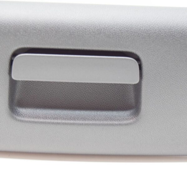 NEW VW T-ROC FRONT RIGHT UNDER SEAT DRAWER 5NA88260282V ORIGINAL - Image 7