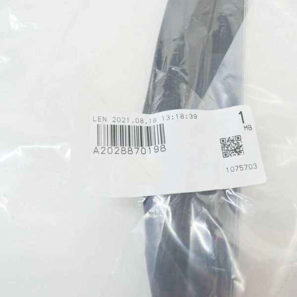 NEW MERCEDES-BENZ C W202 FRONT LEFT ENGINE HOOD BRACKET SEAL A2028870198 - Image 7