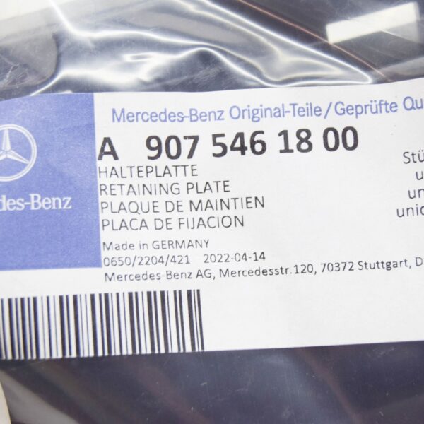 NEW MB SPRINTER W907 ENGINE CONTROL UNIT RETAINING PLATE A9075461800 ORIGINAL - Image 7