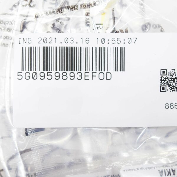 NEW VOLKSWAGEN GOLF MK7 GTD LOGO KEY TOP CAP 5G0959893EFOD 2019 ORIGINAL - Image 7