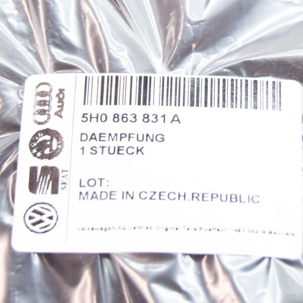 NEW VW GOLF MK8 ENGINE BONNET SOUND ABSORBER 5H0863831A ORIGINAL - Image 7