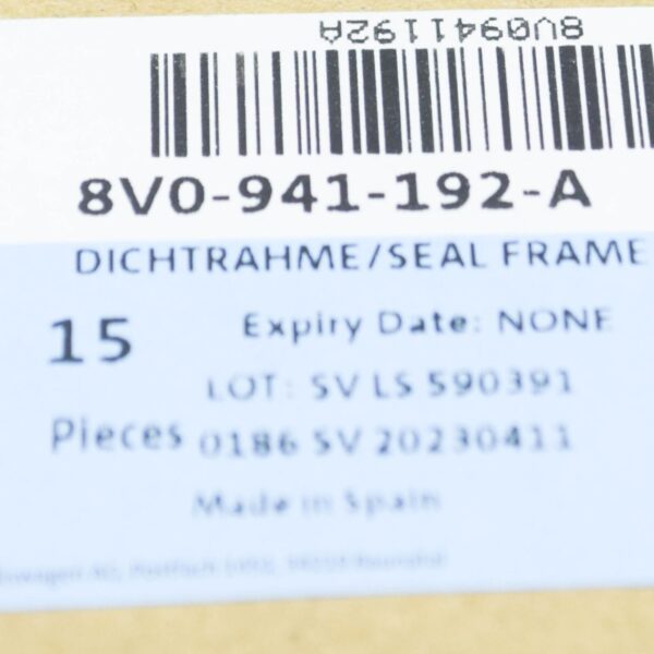 NEW AUDI A3 8VK FRONT RIGHT HEADLIGHT SEALING FRAME 8V0941192A ORIGINAL - Image 7
