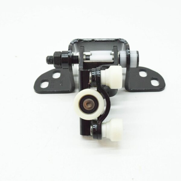 NEW VW CRAFTER SY CENTER RIGHT SLIDING DOOR ROLLER GUIDE 7C0843304 ORIGINAL - Image 7
