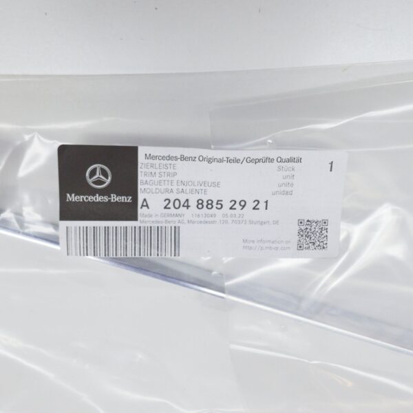 NEW MB C W204 REAR BUMPER MOULDING SET A2048853021 A2048852921 ORIGINAL - Image 7