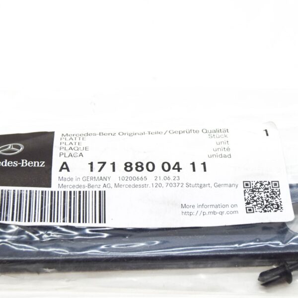 NEW MERCEDES-BENZ SLK R171 FRONT BUMPER RIGHT PLATE A1718800411 ORIGINAL - Image 7