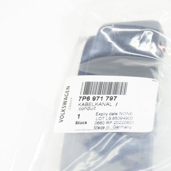 NEW VW TOUAREG 7P MK2 ENGINE CABLE GUIDE UPPER PART 7P6971797 ORIGINAL - Image 7