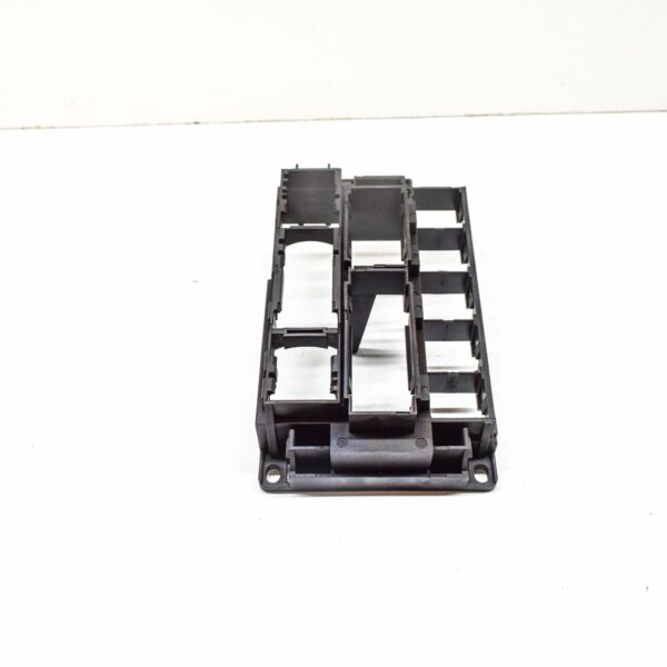 NEW MERCEDES-BENZ E-CLASS W124 FUSE RELAY HOLDER BRACKET 1245450140 ORIGINAL - Image 7