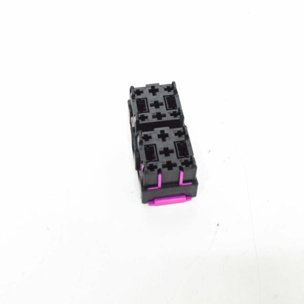 NEW AUDI A4 B5 DOUBLE RELAY CARRIER 4A0937529 ORIGINAL - Image 7