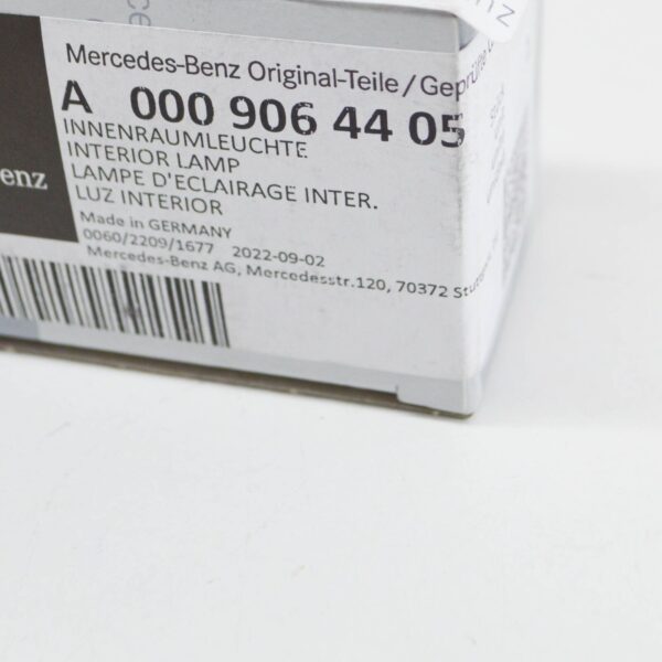 NEW MERCEDES-BENZ GLE W167 LOWER DOOR PANELING INTERIOR LAMP A0009064405 - Image 7