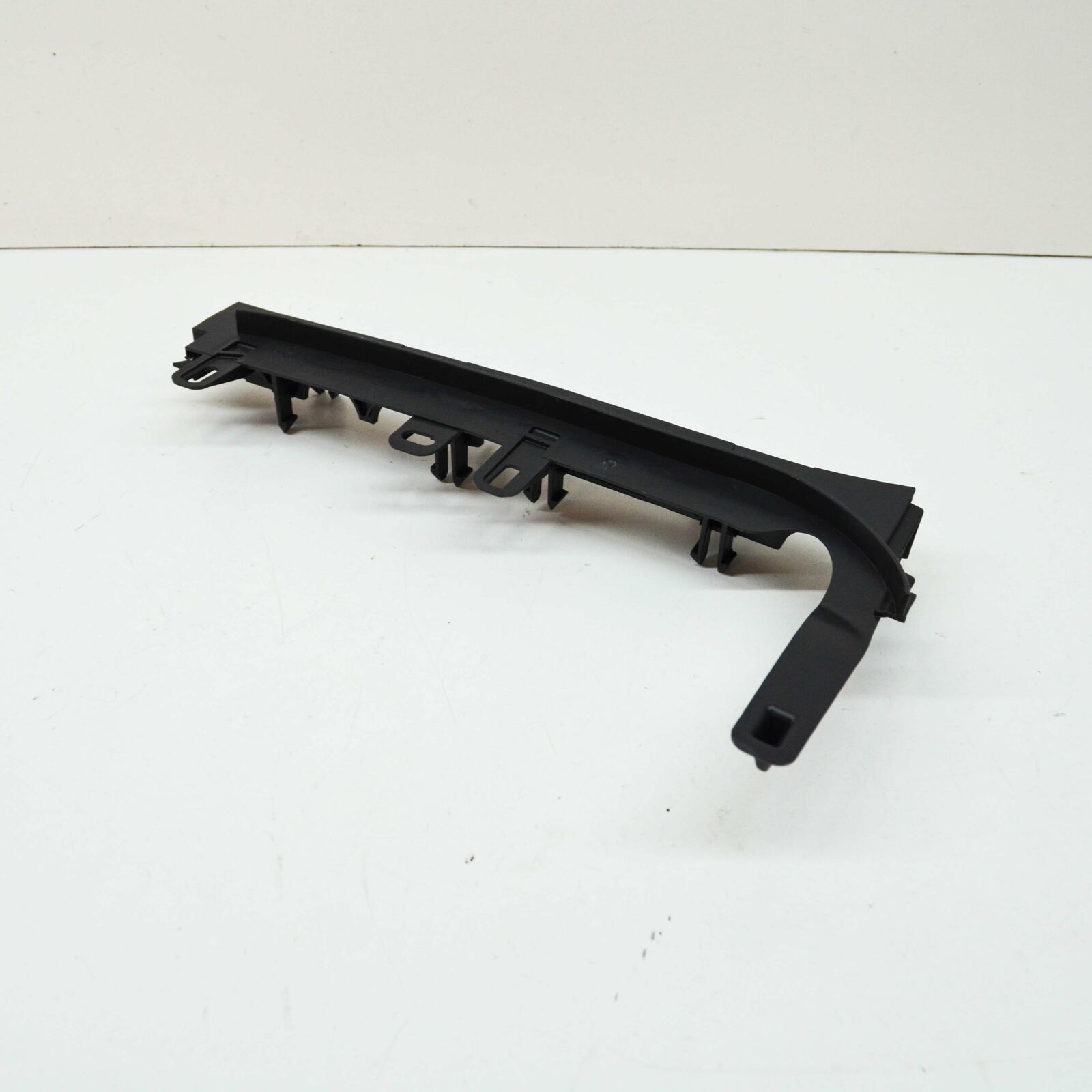 NEW MB GLC COUPE C253 FRONT LEFT UPPER COWL SEAL A2538314300 ORIGINAL 7 NEW MB GLC COUPE C253 FRONT LEFT UPPER COWL SEAL A2538314300 ORIGINAL - Image 7