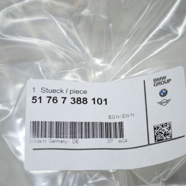 NEW MINI COUNTRYMAN F60 FRONT LEFT HEADLIGHT SURROUND SEAL 51767388101 ORIGINAL - Image 7