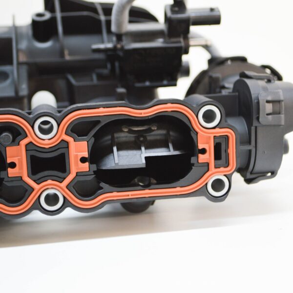 NEW AUDI Q7 4M INTAKE MANIFOLD 06L133201GA ORIGINAL - Image 7