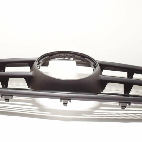 NEW MERCEDES BENZ METRIS W447 FRONT RADIATOR GRILLE A44788800239B51 - Image 9