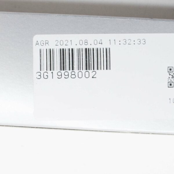 NEW VOLKSWAGEN PASSAT B8 FRONT AERO WIPER BLADE SET LHD 3G1998002 - Image 9